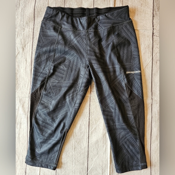 Patagonia Women's Size Small Endless Run Compression Capri Gray Black Pocket - Picture 3 of 11